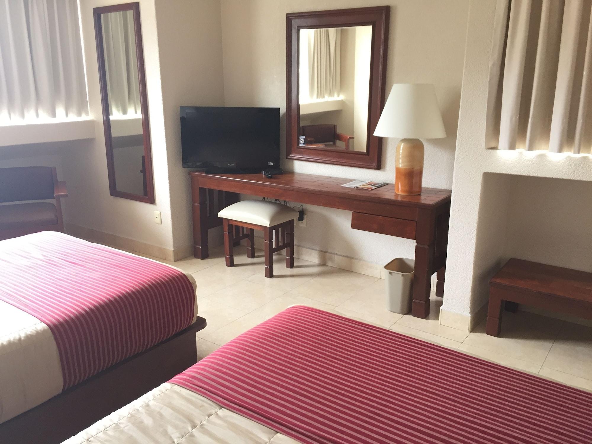 Oaxaca Hotel Fortin Plaza מראה חיצוני תמונה