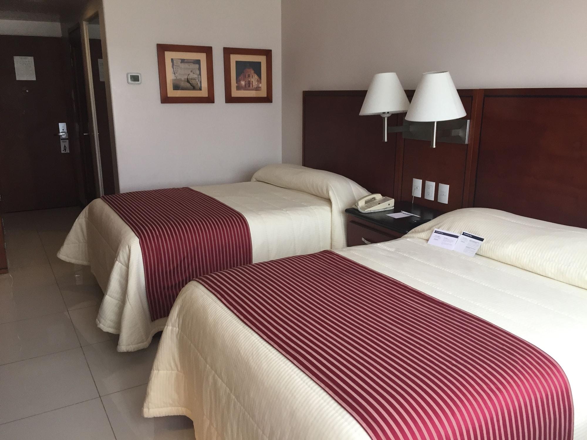 Oaxaca Hotel Fortin Plaza מראה חיצוני תמונה