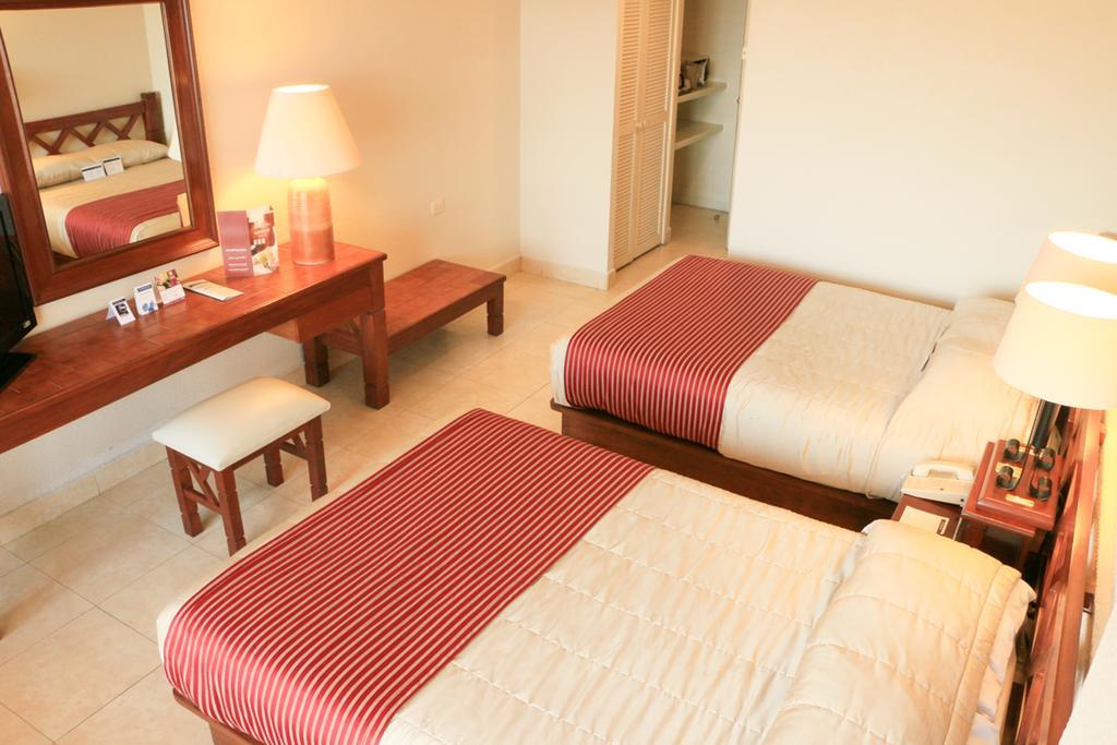 Oaxaca Hotel Fortin Plaza מראה חיצוני תמונה
